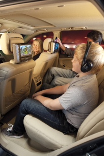 headrest_DVD_system_Automotive_Concepts_MD